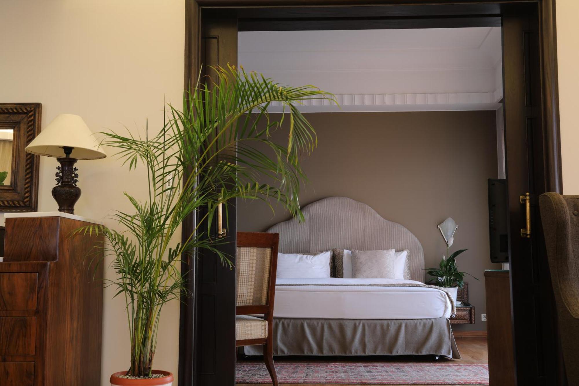 Warwick Palm Beach Hotel Beirut Luaran gambar