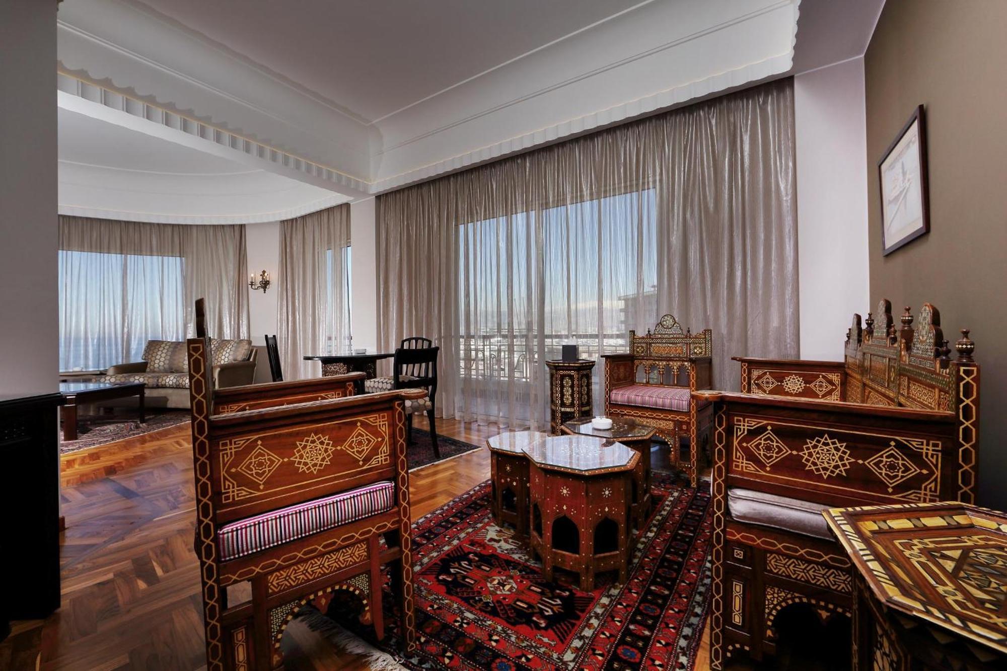 Warwick Palm Beach Hotel Beirut Bilik gambar