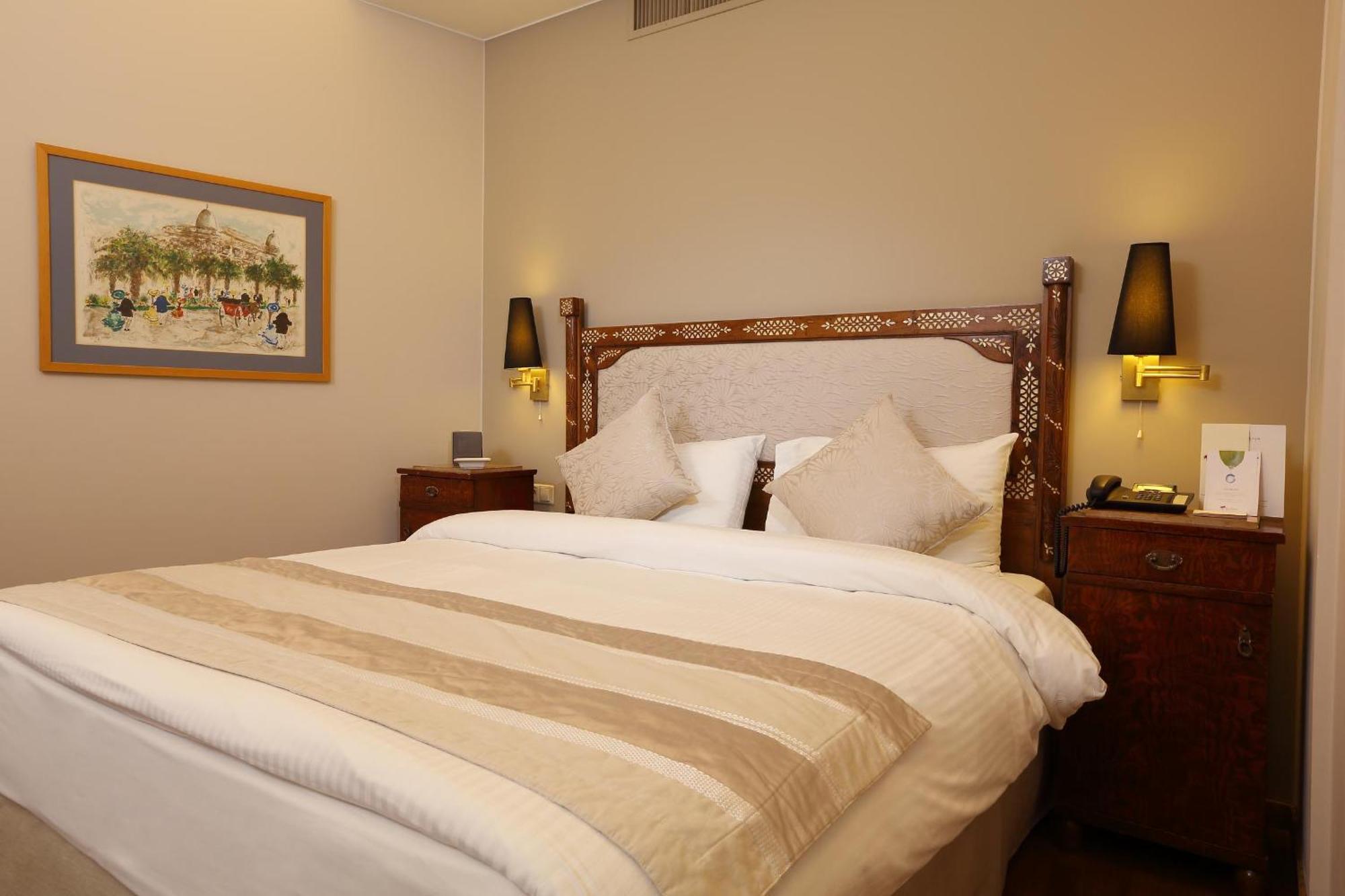 Warwick Palm Beach Hotel Beirut Bilik gambar