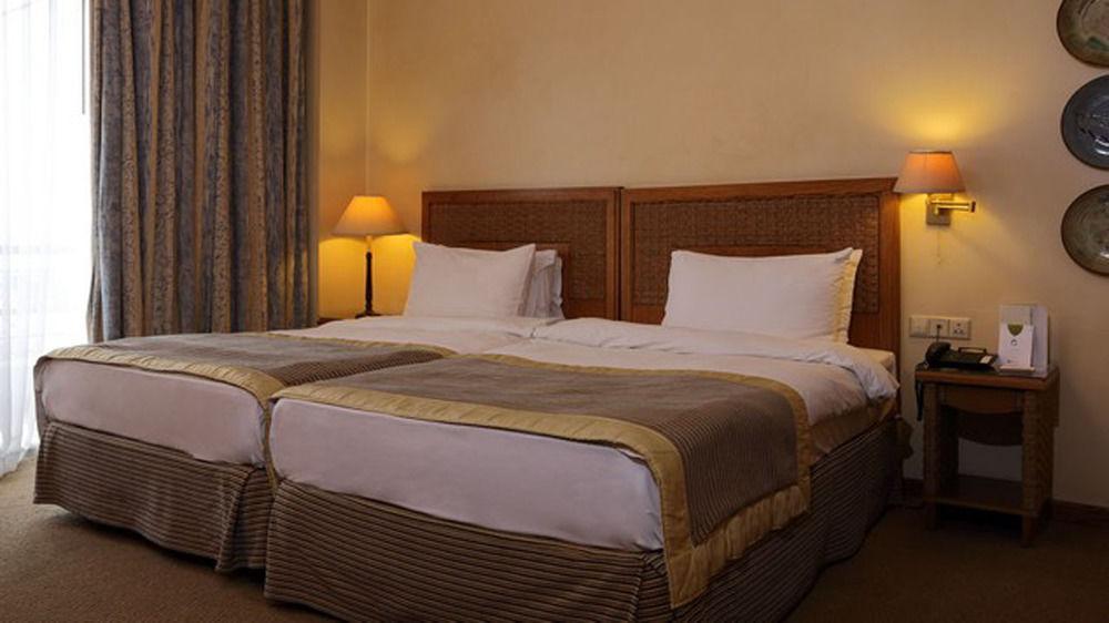 Warwick Palm Beach Hotel Beirut Luaran gambar